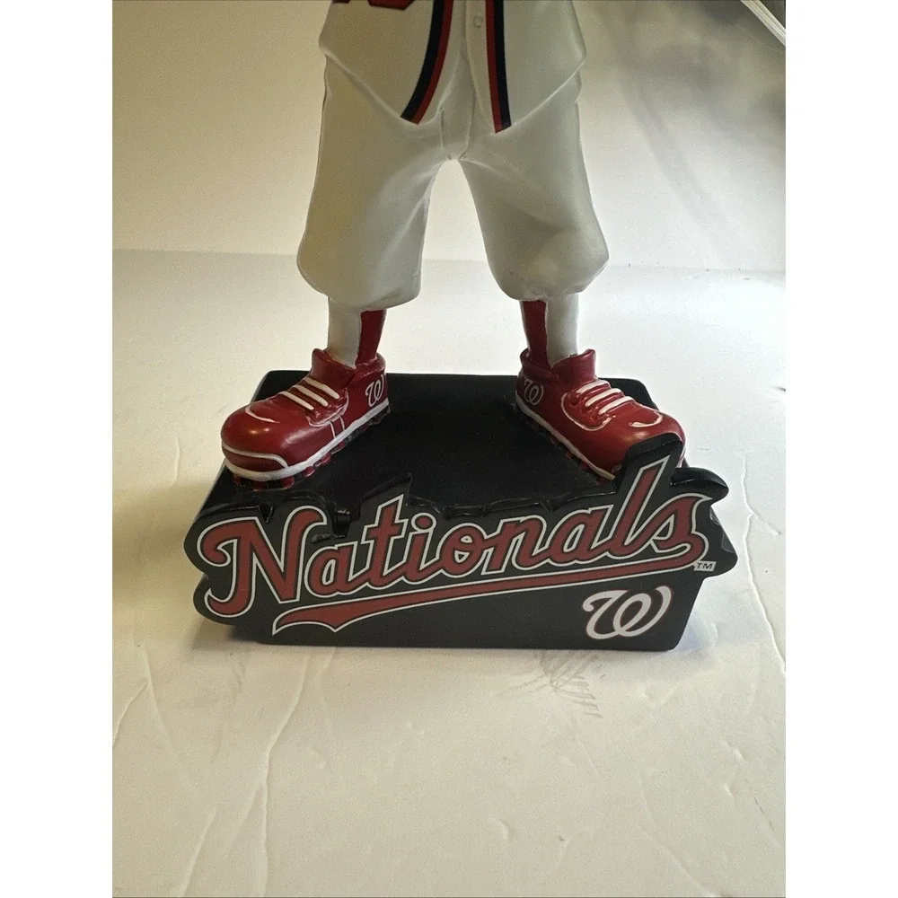 Washington National Screech the Eagle Mascot Statue MLB Baseball Figure 844229MS
